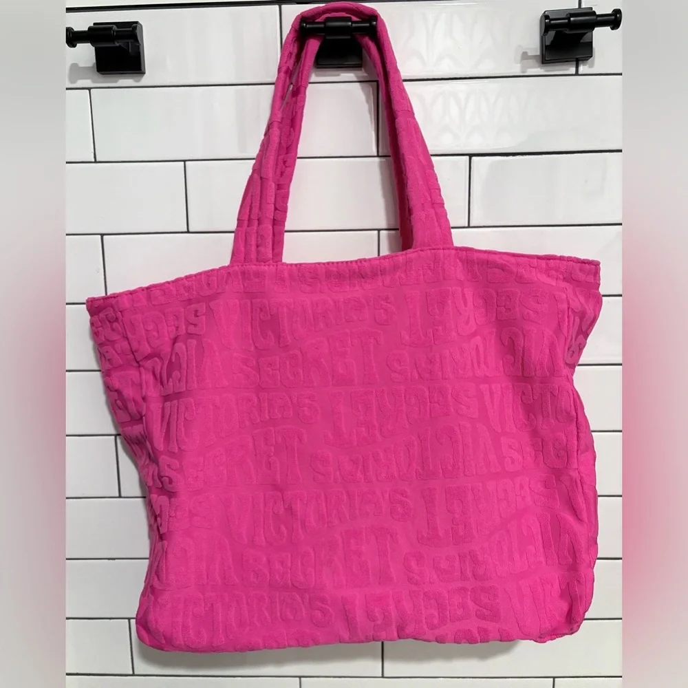 Stylish Victoria’s Secret Pink Terry Tote Bag - Picture 3 of 6